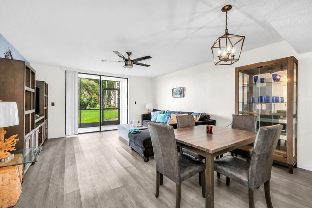 5220 Las Verdes Circle 108, Delray Beach, FL 33484