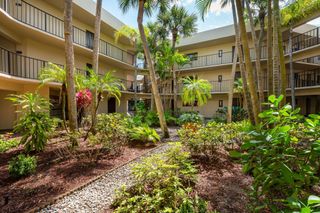 5220 Las Verdes Circle 108, Delray Beach, FL 33484