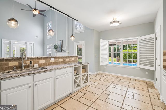 197 Parkstone Way, Marietta, GA 30066