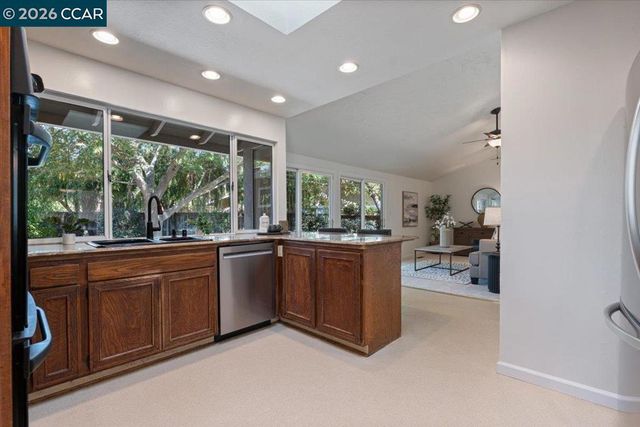 1354 Ramsay Circle, Walnut Creek, CA 94597