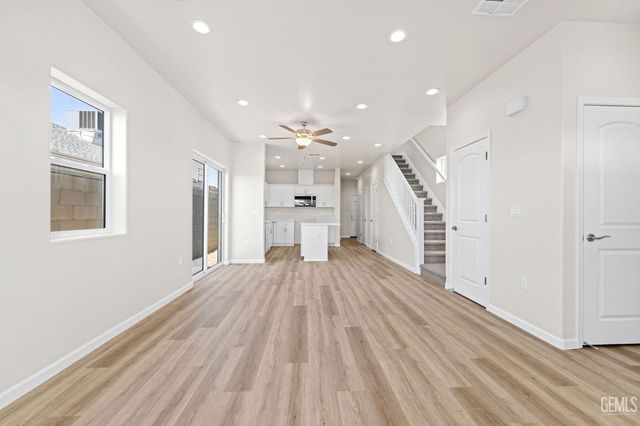 418 S Williams Street, Bakersfield, CA 93307