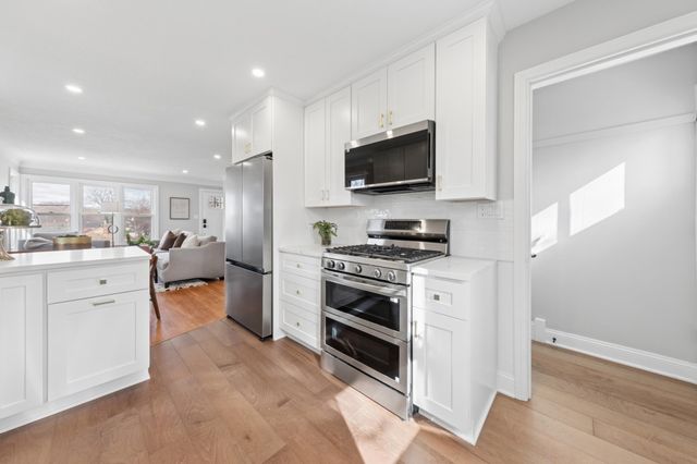 5123 Chicago Avenue, Minneapolis, MN 55417