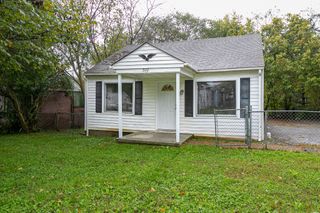 300 E Highland Dr, Columbia, TN 38401