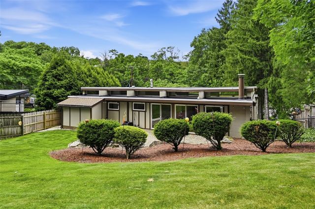 2322 Marbury Rd, Churchill Boro, PA 15221