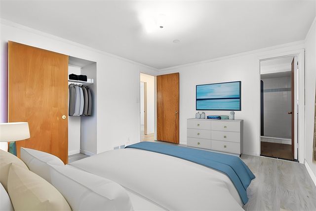 6382 Houghten Drive, Troy, MI 48098