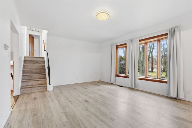 6382 Houghten Drive, Troy, MI 48098