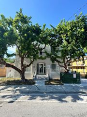 1631 NW 3 Street 5, Miami, FL 33125