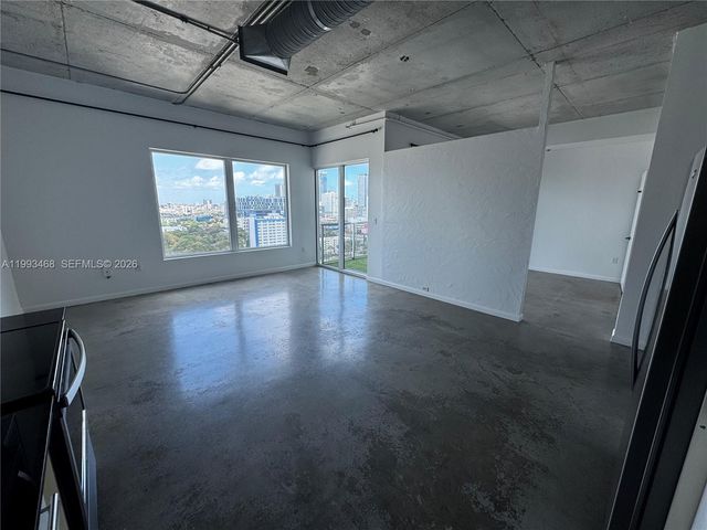 10 SW South River Dr 1710, Miami, FL 33130