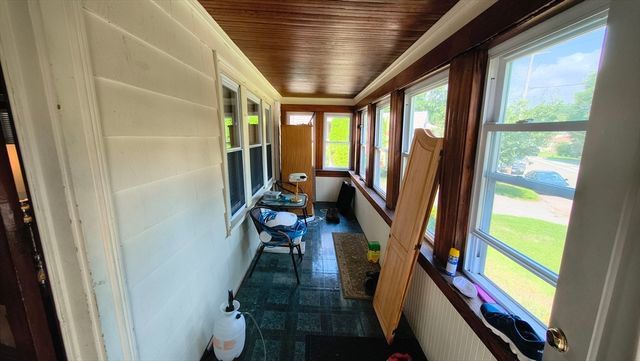 66 Edgemere Rd, Lynn, MA 01904