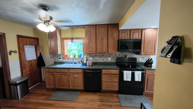 66 Edgemere Rd, Lynn, MA 01904