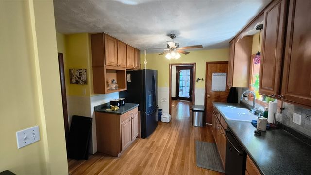 66 Edgemere Rd, Lynn, MA 01904