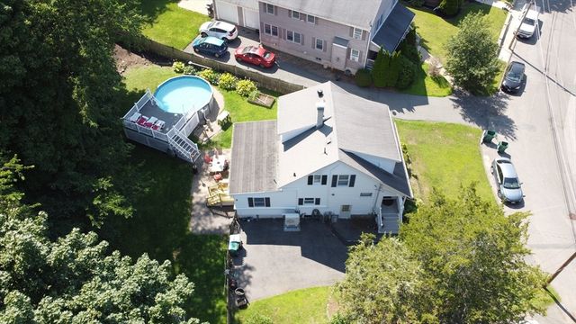 66 Edgemere Rd, Lynn, MA 01904