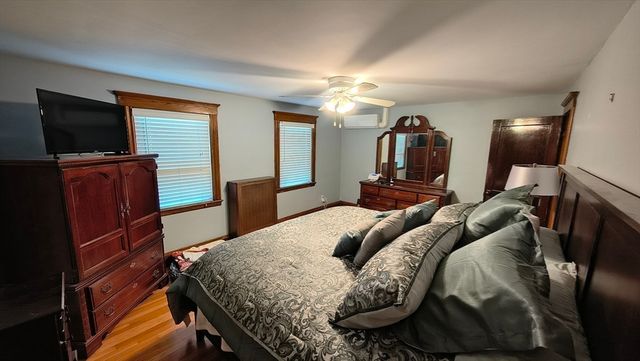 66 Edgemere Rd, Lynn, MA 01904
