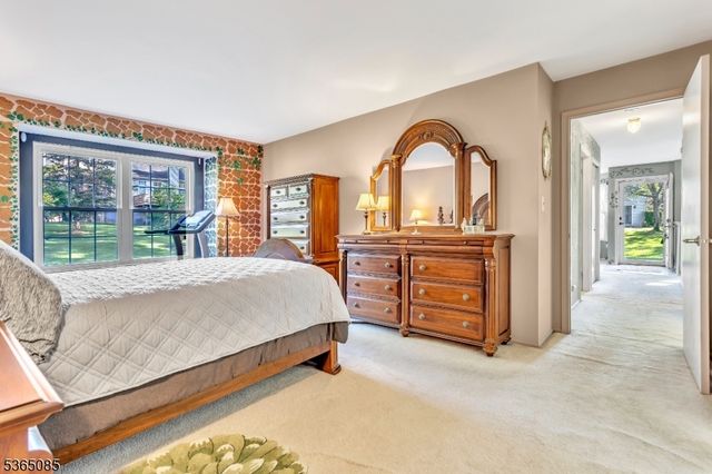 1407 Pinhorn Dr 1407, Bridgewater Twp., NJ 08807