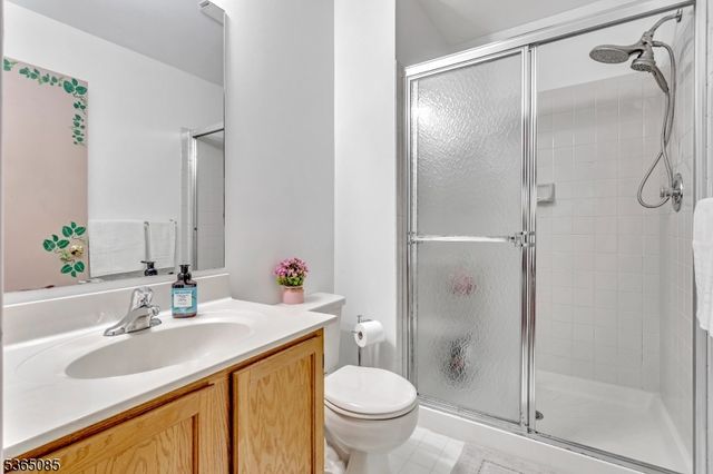 1407 Pinhorn Dr 1407, Bridgewater Twp., NJ 08807