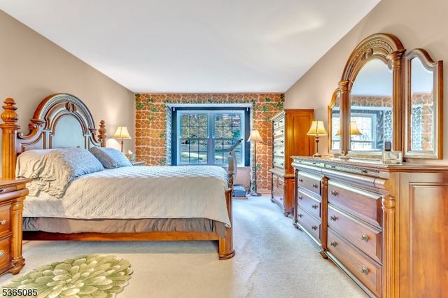 1407 Pinhorn Dr 1407, Bridgewater Twp., NJ 08807