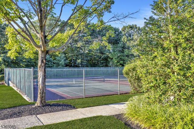 1407 Pinhorn Dr 1407, Bridgewater Twp., NJ 08807