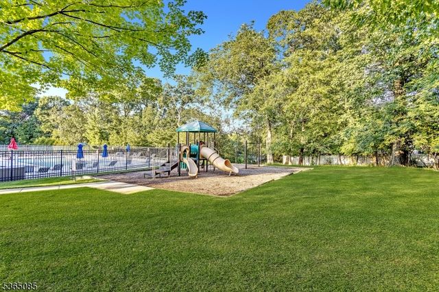 1407 Pinhorn Dr 1407, Bridgewater Twp., NJ 08807