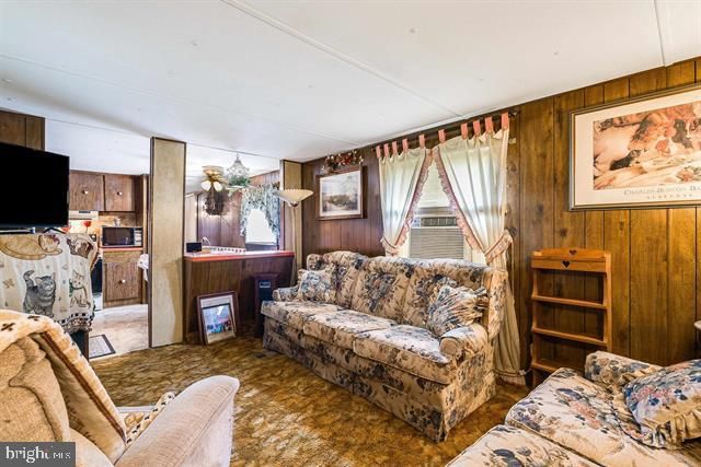 481 ELDON YATES DR, Stanley, VA 22851