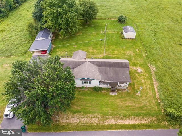 481 ELDON YATES DR, Stanley, VA 22851