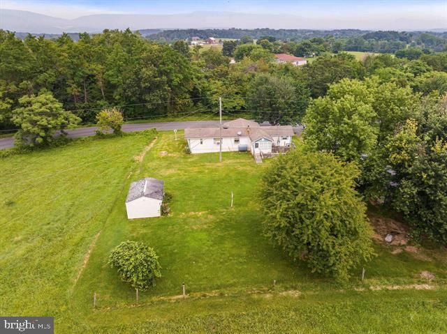 481 ELDON YATES DR, Stanley, VA 22851