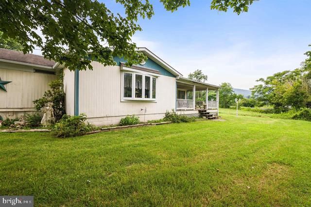 481 ELDON YATES DR, Stanley, VA 22851