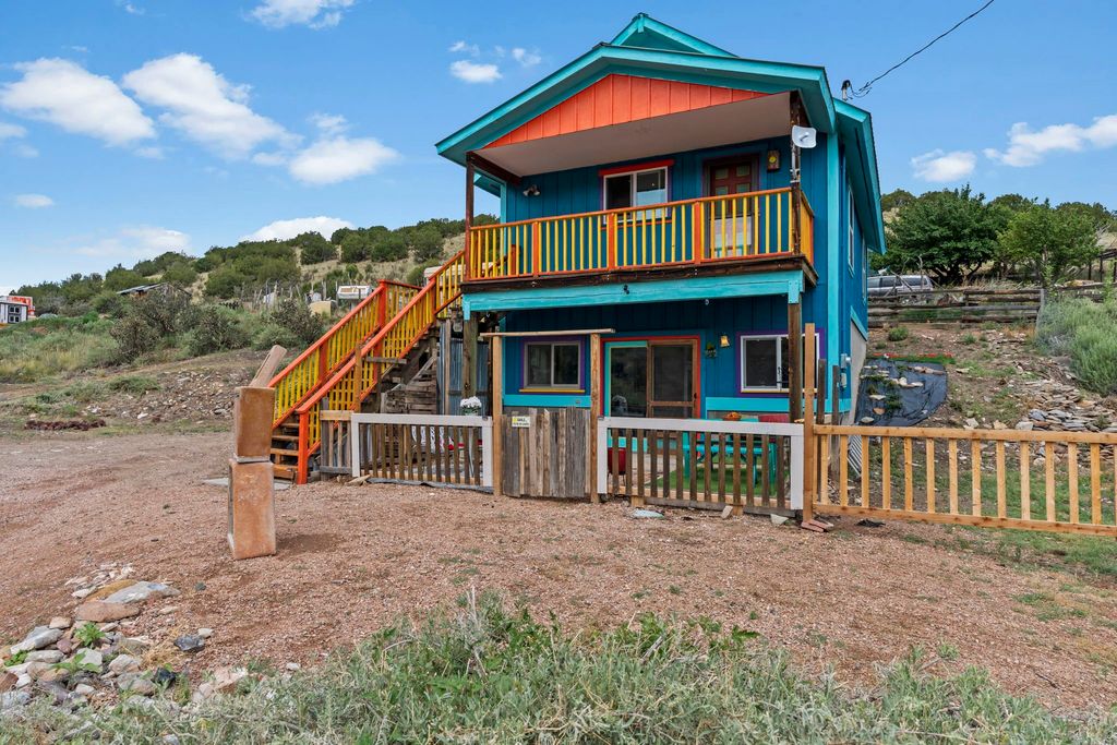 2819 State Hwy 14, Madrid, NM 87010