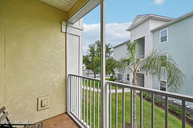 4959 KEY LIME Drive 206, Jacksonville, FL 32256