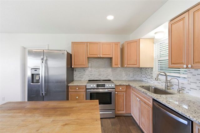 6522 112TH STREET, Seminole, FL 33772