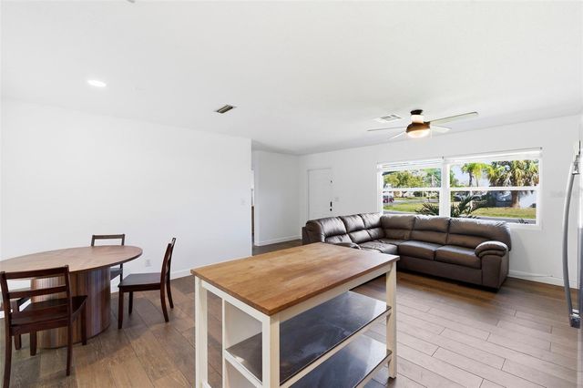 6522 112TH STREET, Seminole, FL 33772