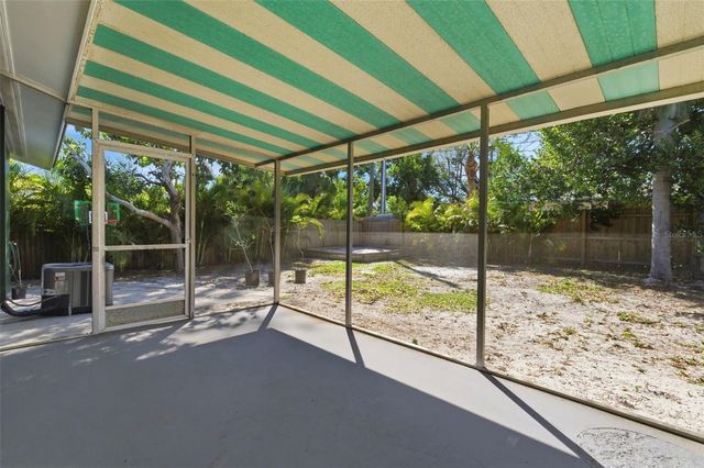 6522 112TH STREET, Seminole, FL 33772