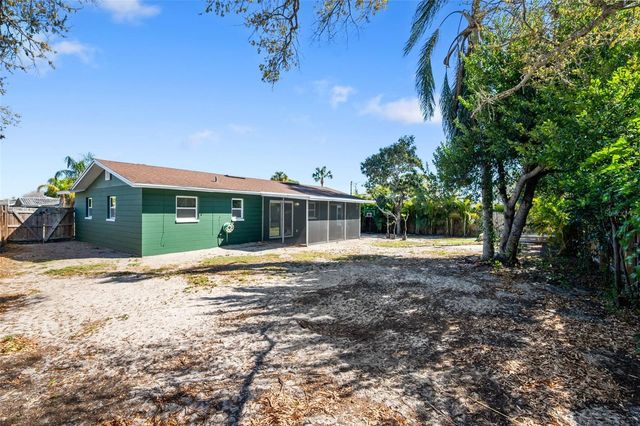 6522 112TH STREET, Seminole, FL 33772