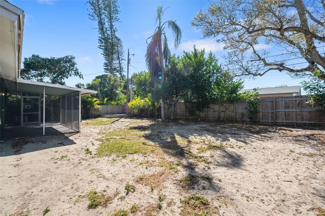 6522 112TH STREET, Seminole, FL 33772