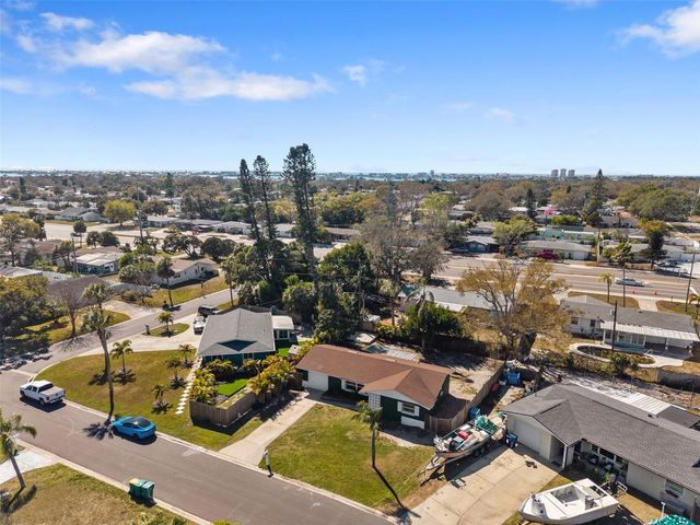 6522 112TH STREET, Seminole, FL 33772