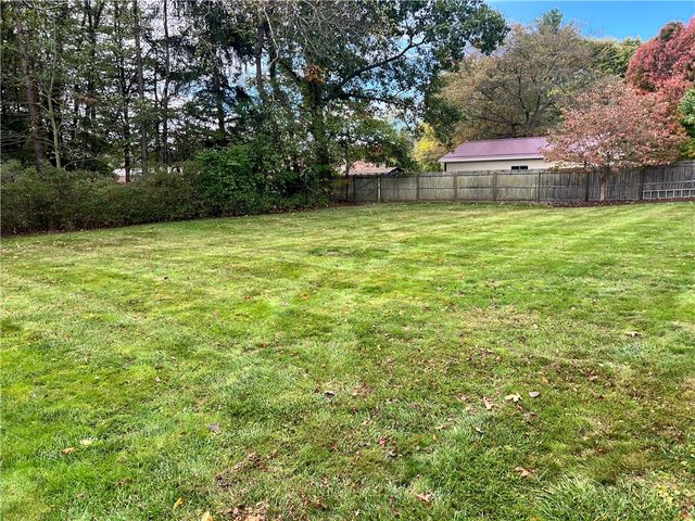 19 E Greenville Dr, Greenville Boro, PA 16125