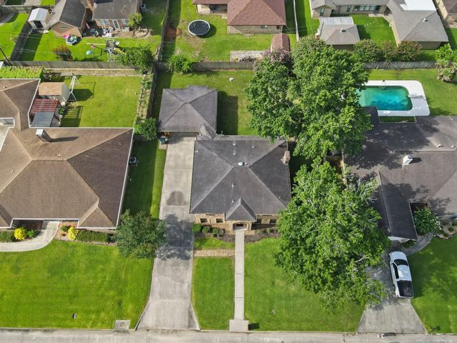 6995 Limerick Drive, Beaumont, TX 77706