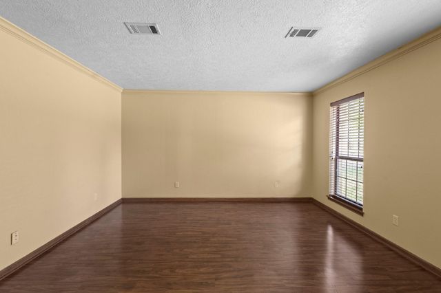 6995 Limerick Drive, Beaumont, TX 77706