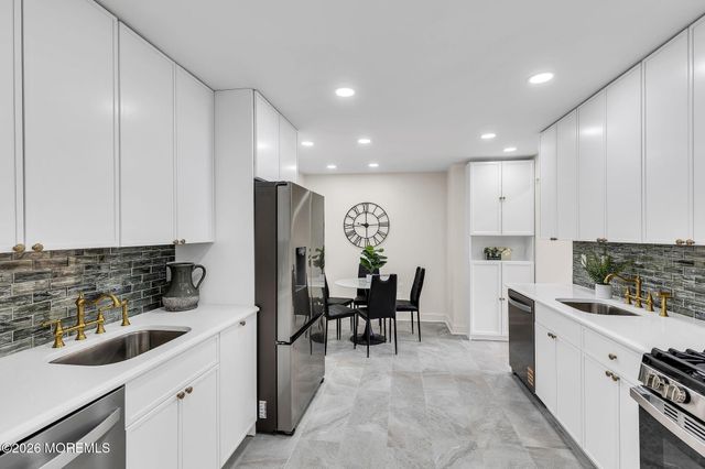 50 Westbrook Road, Howell, NJ 07731