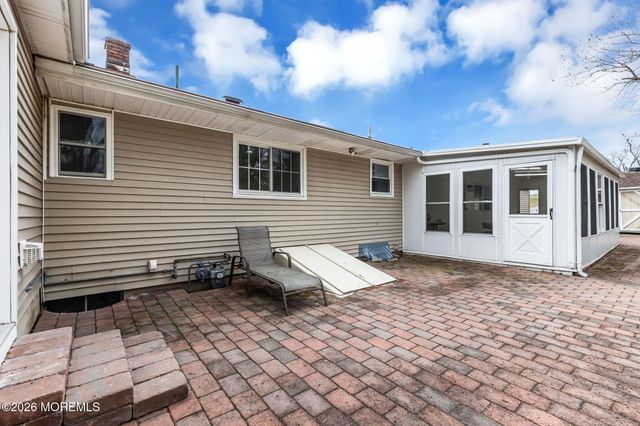 50 Westbrook Road, Howell, NJ 07731