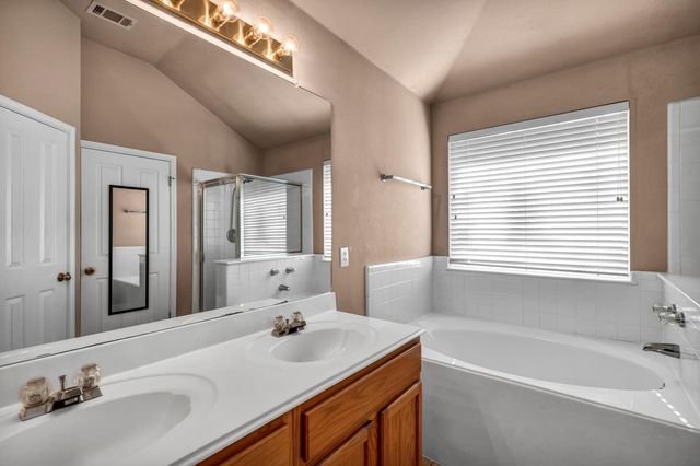 5700 Lomita Verde CIR, Austin, TX 78749