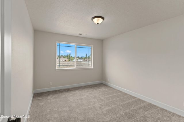 8882 CALIFORNIA ST, Rathdrum, ID 83858