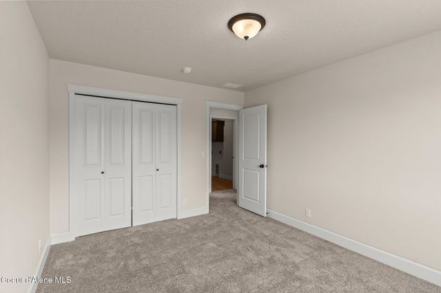 8882 CALIFORNIA ST, Rathdrum, ID 83858