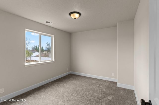 8882 CALIFORNIA ST, Rathdrum, ID 83858