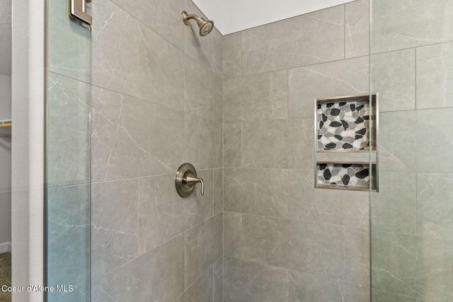 8882 CALIFORNIA ST, Rathdrum, ID 83858