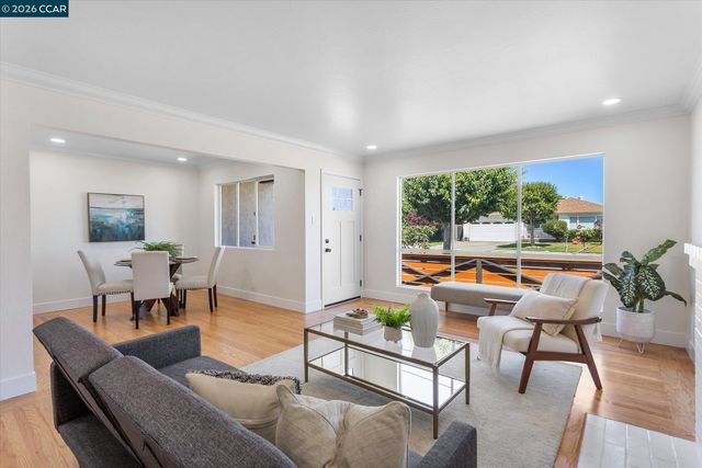 1784 Via Natal, San Lorenzo, CA 94580