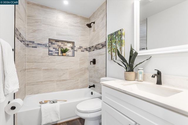 1784 Via Natal, San Lorenzo, CA 94580
