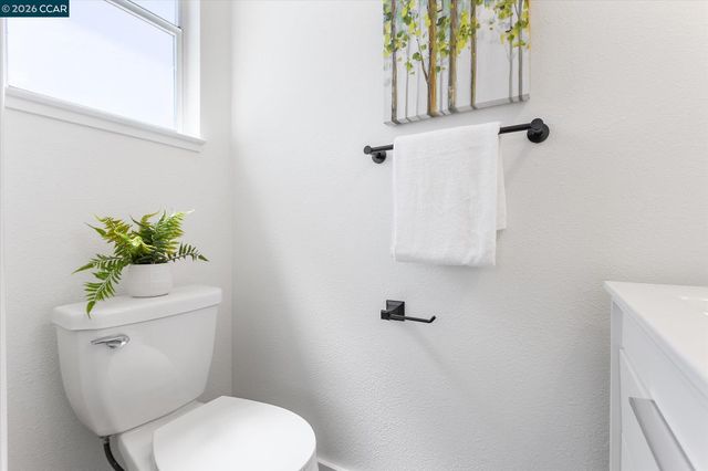 1784 Via Natal, San Lorenzo, CA 94580