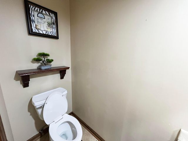2193 Olde Sawmill Boulevard, Dublin, OH 43016
