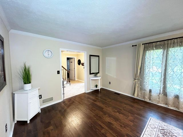 2193 Olde Sawmill Boulevard, Dublin, OH 43016