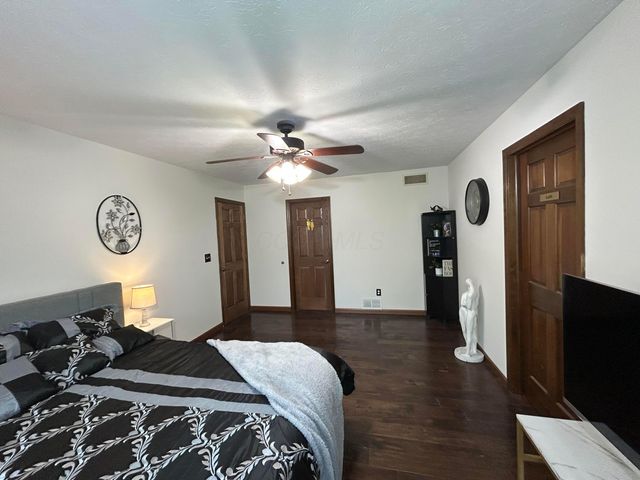 2193 Olde Sawmill Boulevard, Dublin, OH 43016